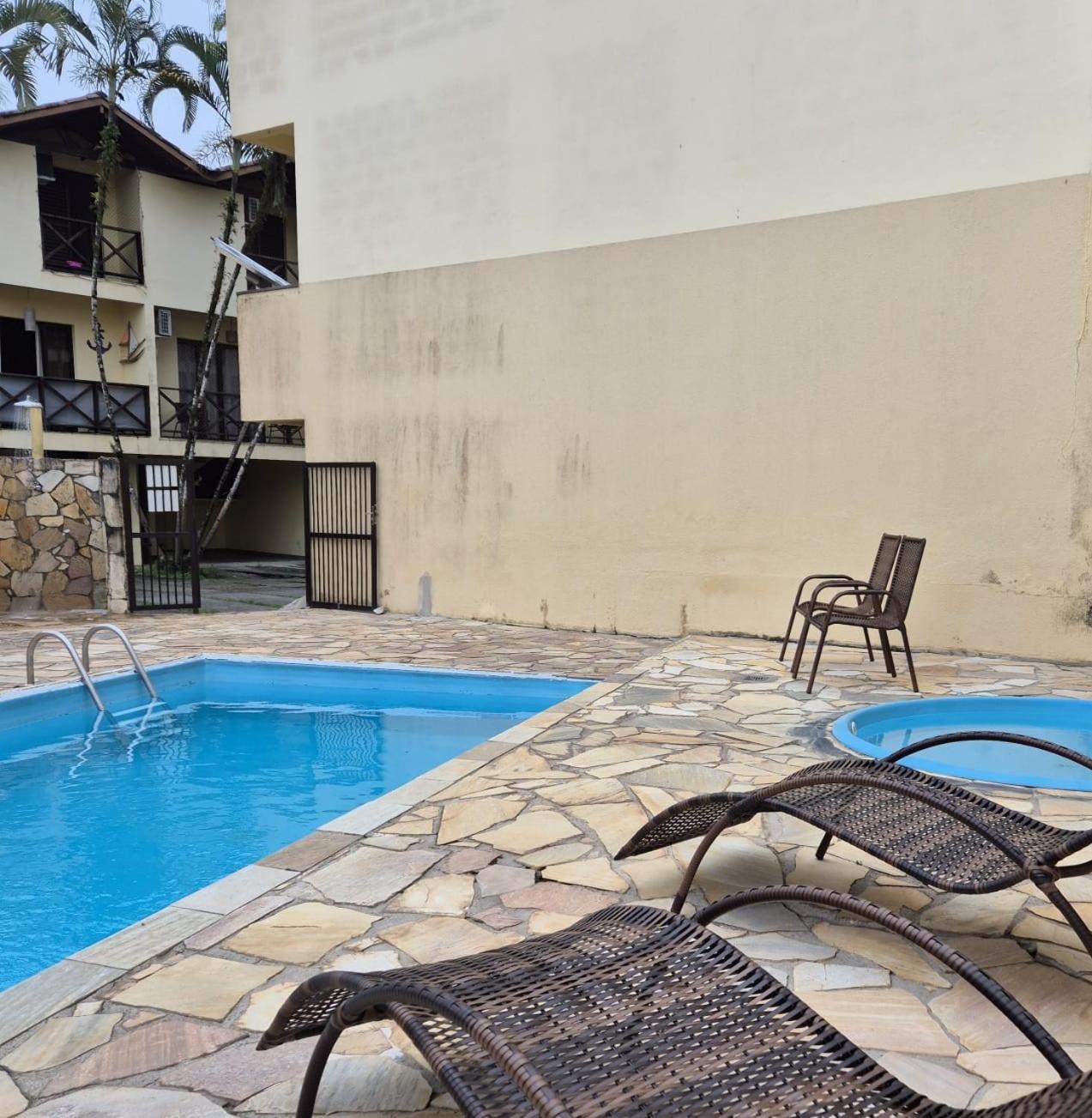 Casa de férias Casa Com 2quartos 1mezanino Wifi Piscina Ubatuba