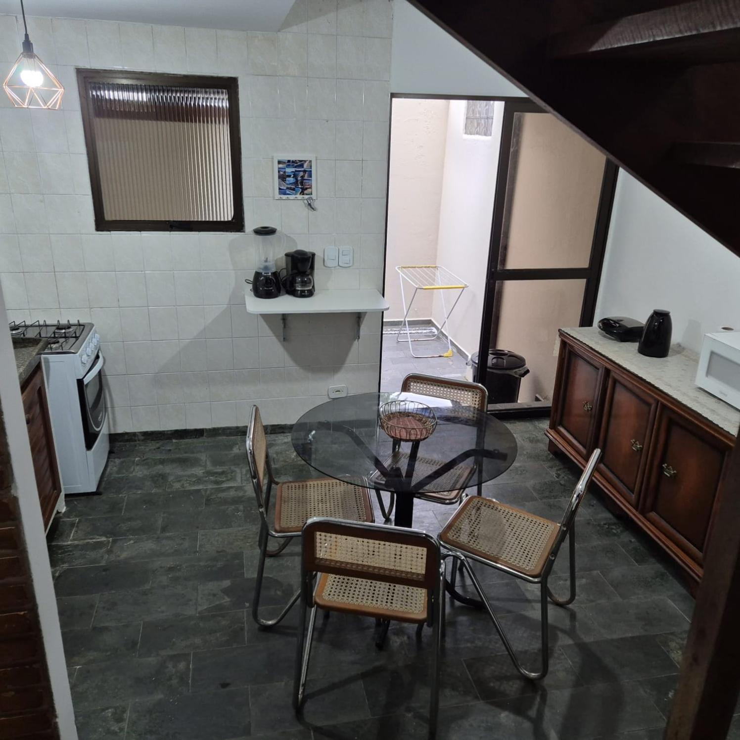 Casa Com 2quartos 1mezanino Wifi Piscina Casa de férias *