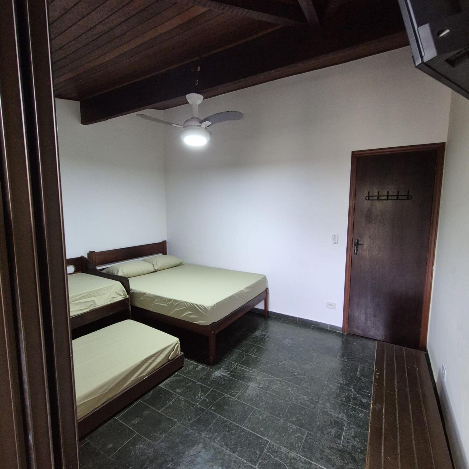 Casa de férias Casa Com 2quartos 1mezanino Wifi Piscina Ubatuba