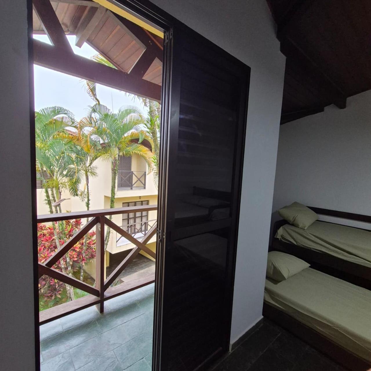 Casa Com 2quartos 1mezanino Wifi Piscina Casa de férias *