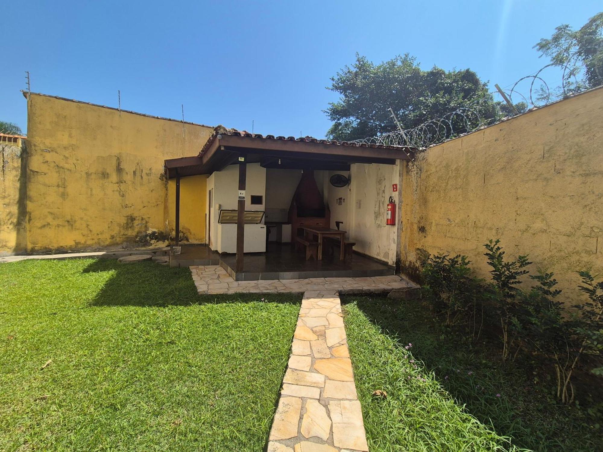 Casa Com 2quartos 1mezanino Wifi Piscina *